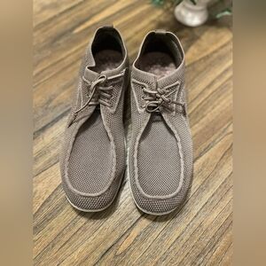ITAZERO Men’s Khaki Tan Casual Lace Up Shoe with Arch Support Insoles Size 14